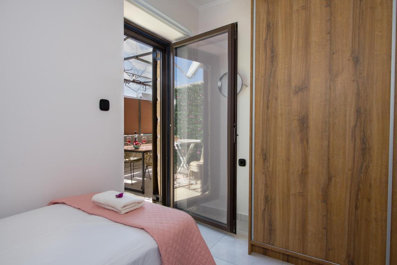 Anastasia & Maria Luxury Holiday home *